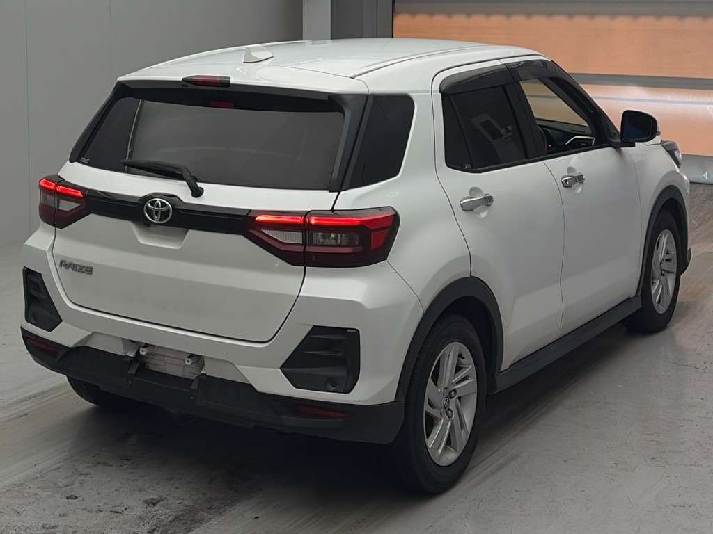 TOYOTA RAIZE