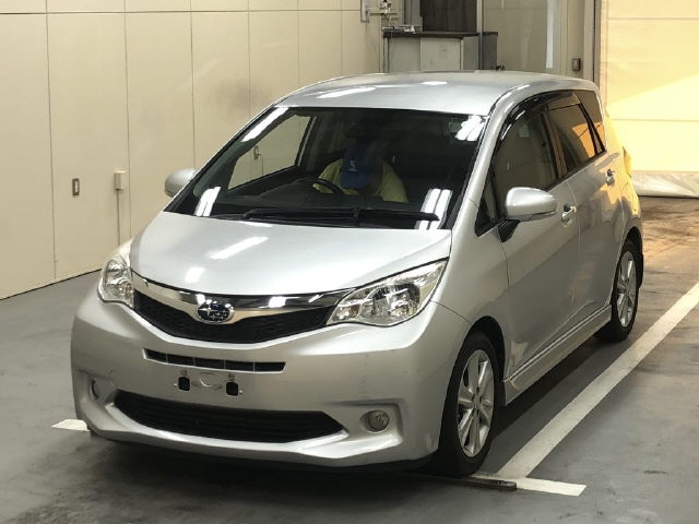 SUBARU TREZIA