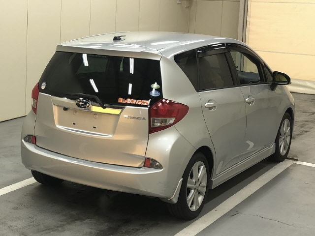 SUBARU TREZIA
