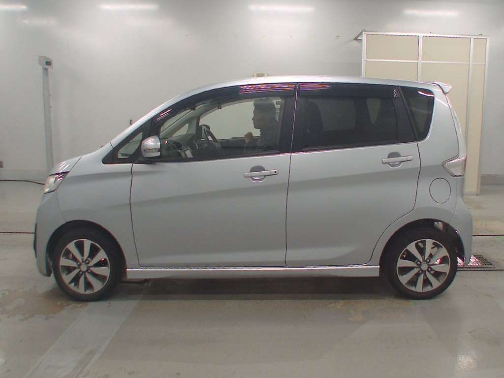 MITSUBISHI EK CUSTOM