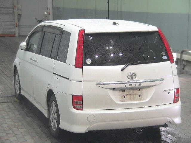 TOYOTA ISIS