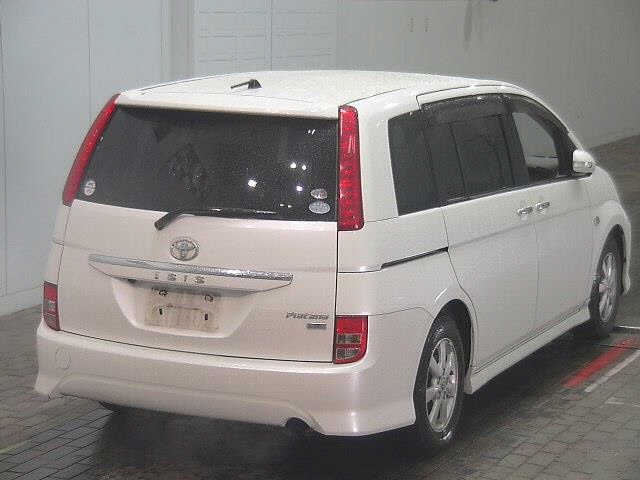 TOYOTA ISIS