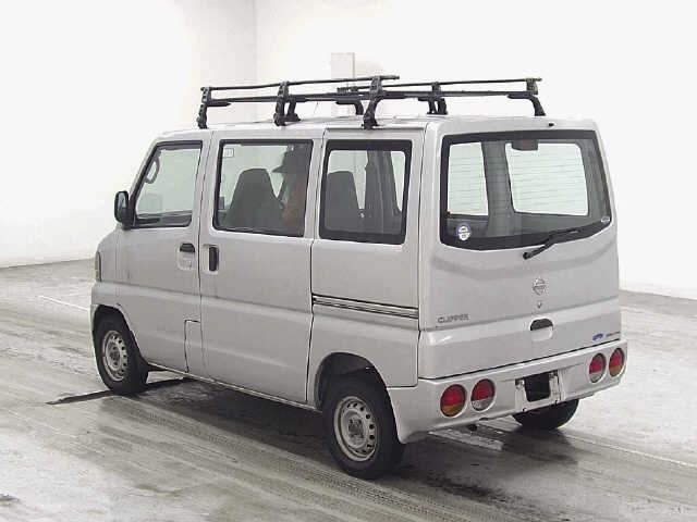 NISSAN CLIPPER