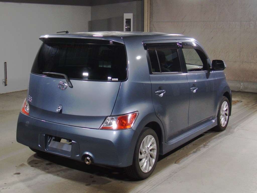 TOYOTA BB