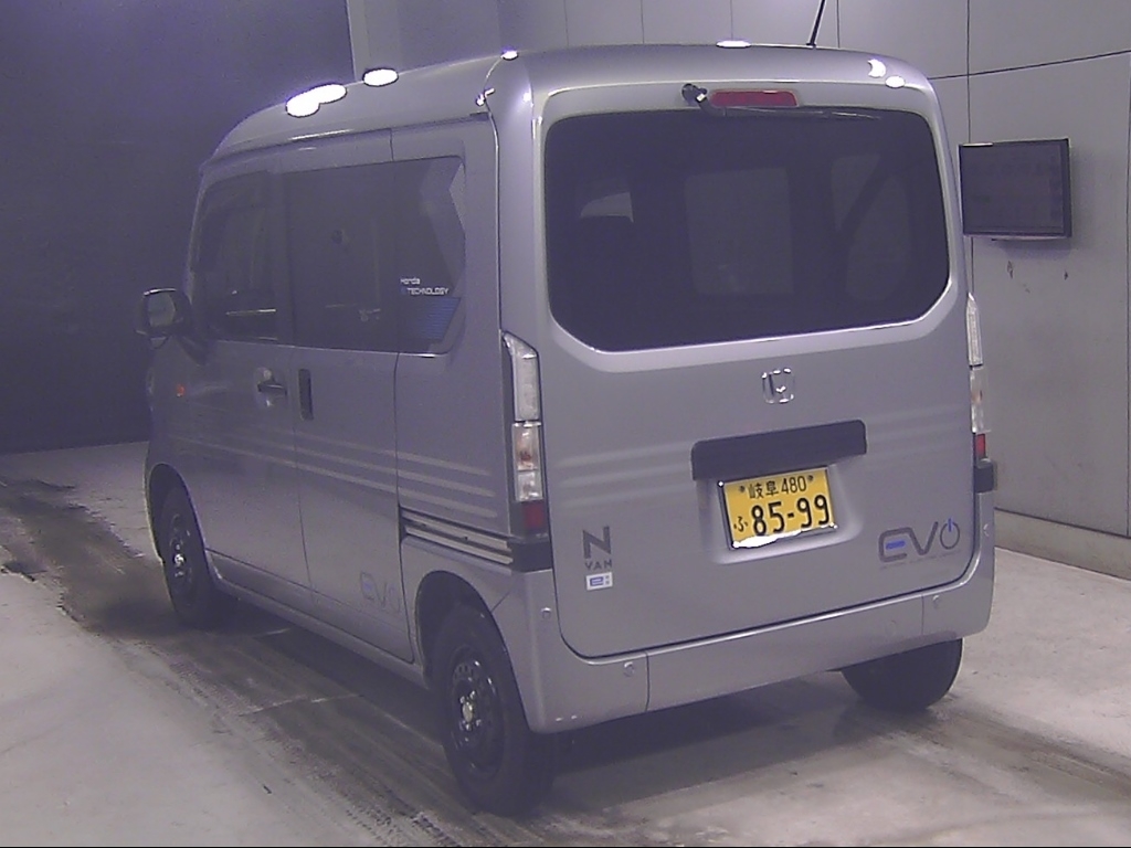 HONDA N-VAN