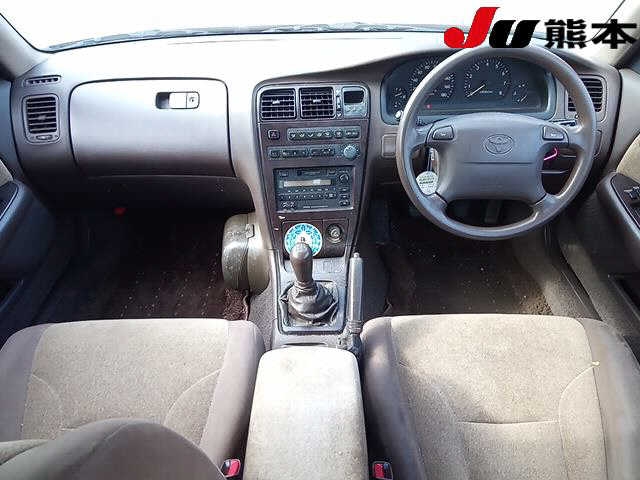 TOYOTA CRESTA