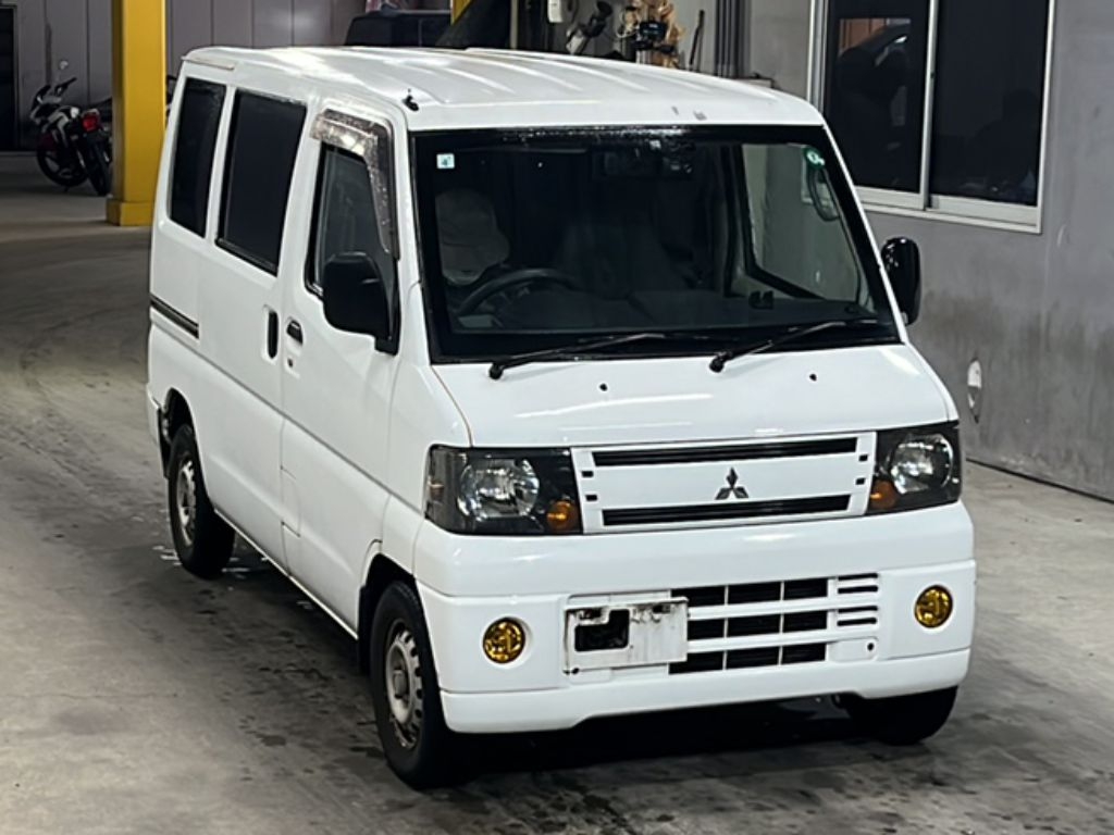 MITSUBISHI MINICAB