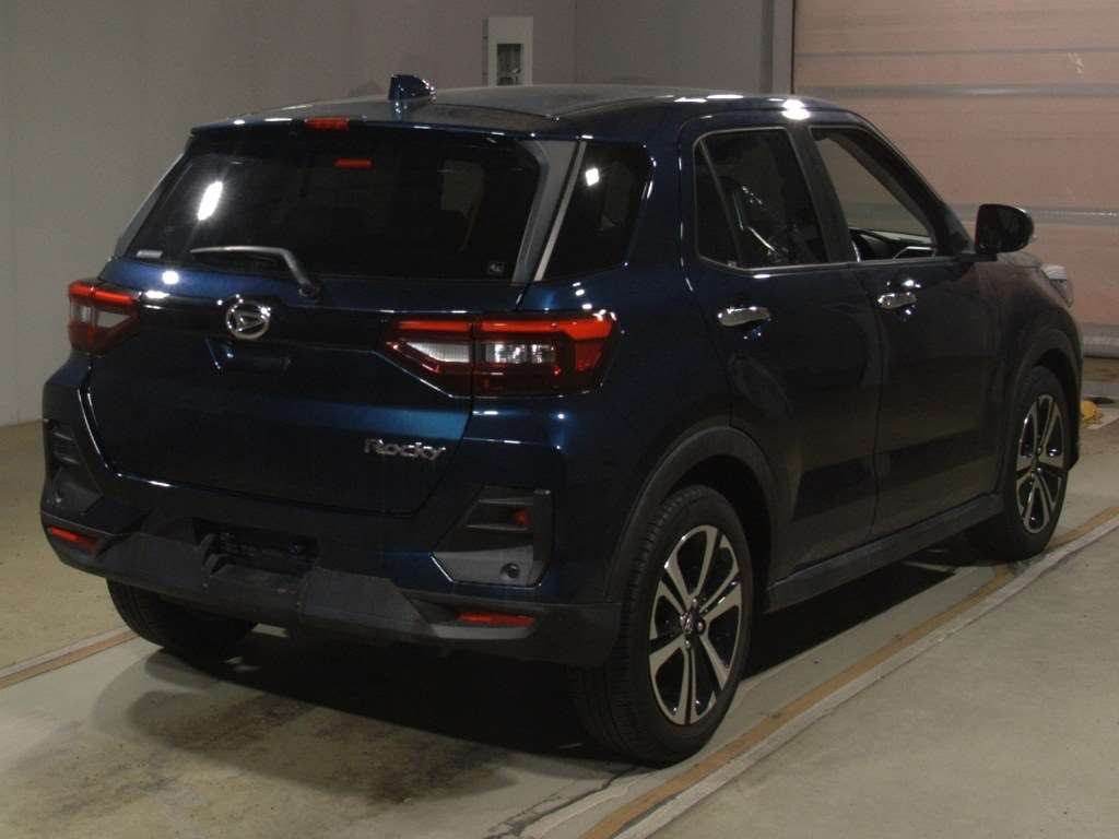 DAIHATSU ROCKY