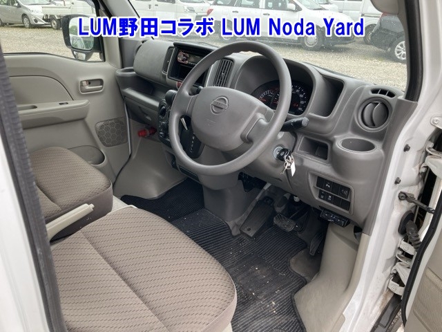NISSAN NV100 CLIPPER