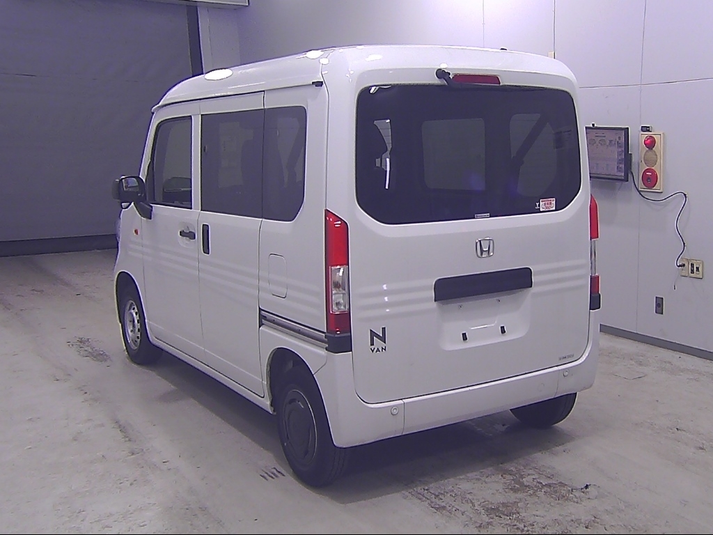 HONDA N-VAN