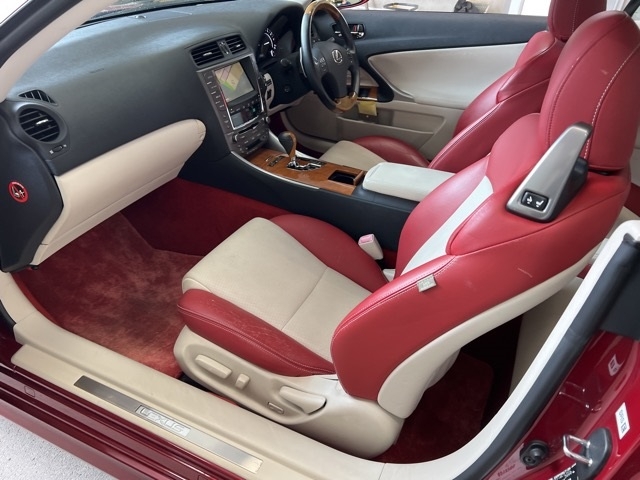 LEXUS IS250