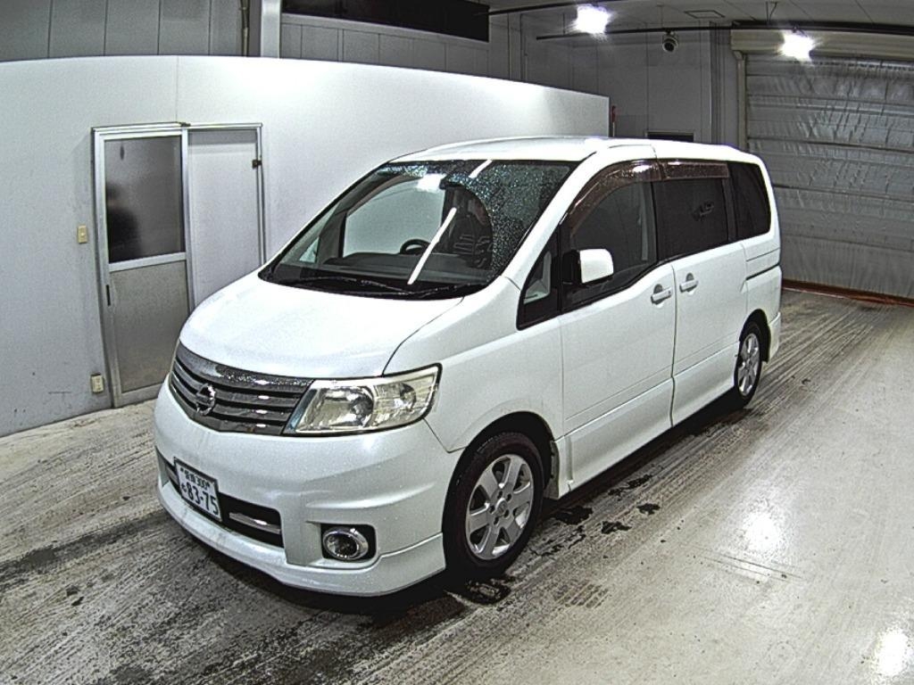 NISSAN SERENA
