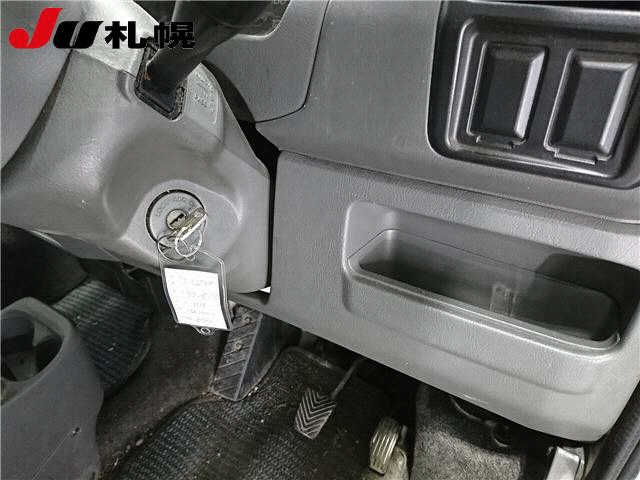 MITSUBISHI TOWN BOX