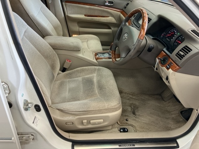TOYOTA MARK II