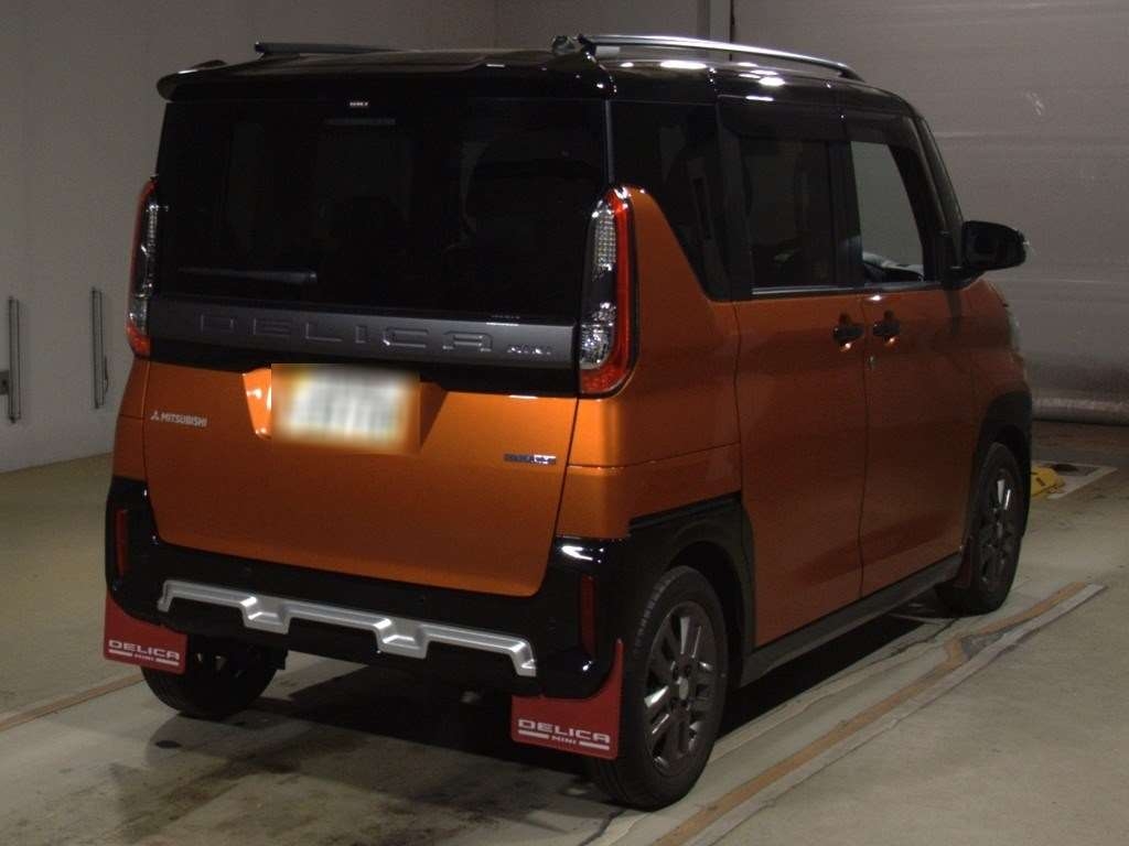 MITSUBISHI DELICA MINI