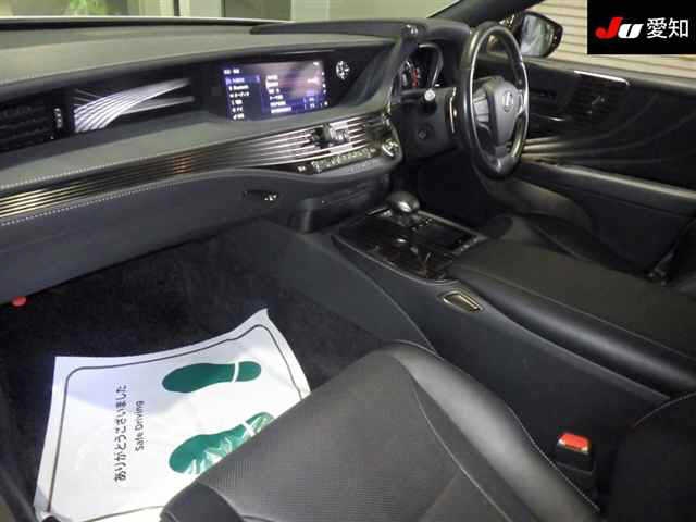LEXUS LS500