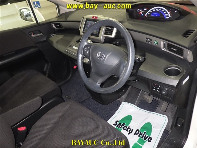 HONDA FREED