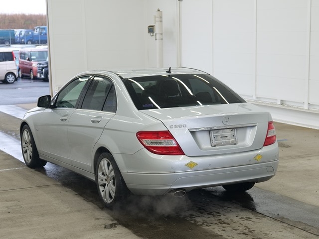 MERCEDES-BENZ C-CLASS