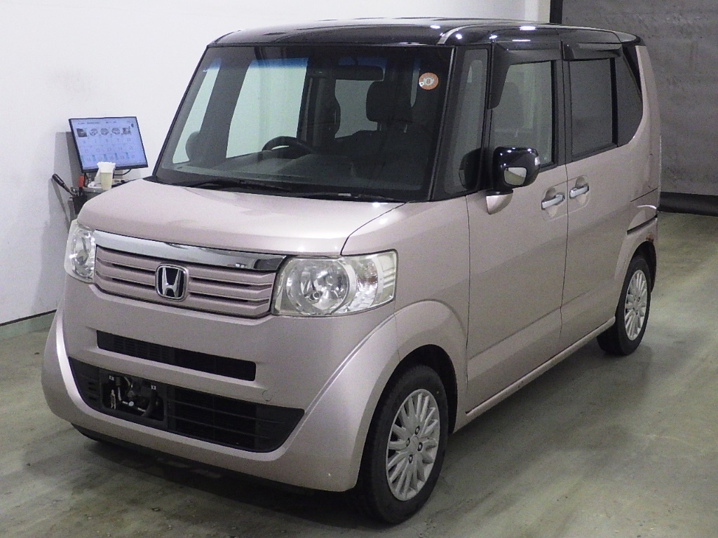 HONDA N-BOX+