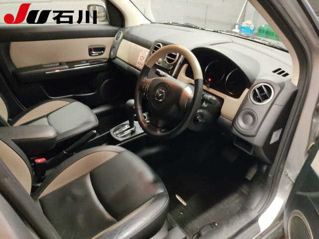 MAZDA VERISA
