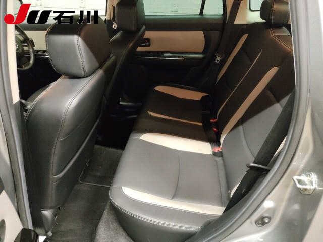 MAZDA VERISA