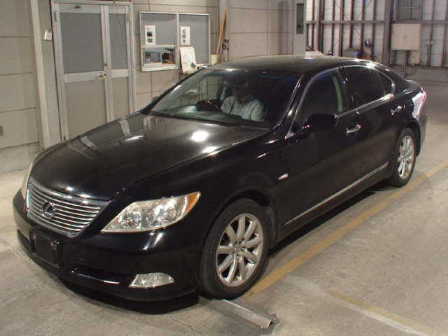 LEXUS LS460