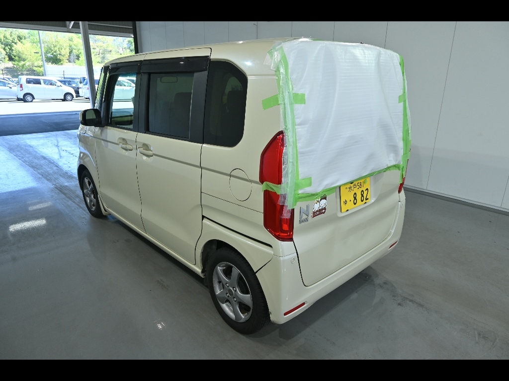 HONDA N-BOX