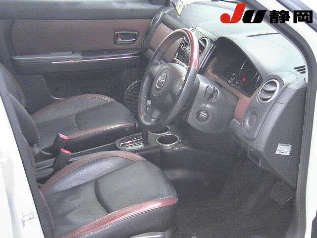 MAZDA VERISA