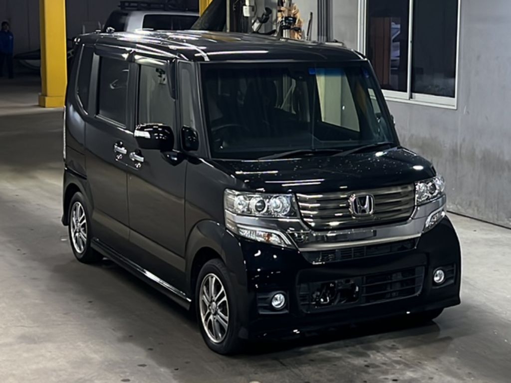 HONDA N-BOX