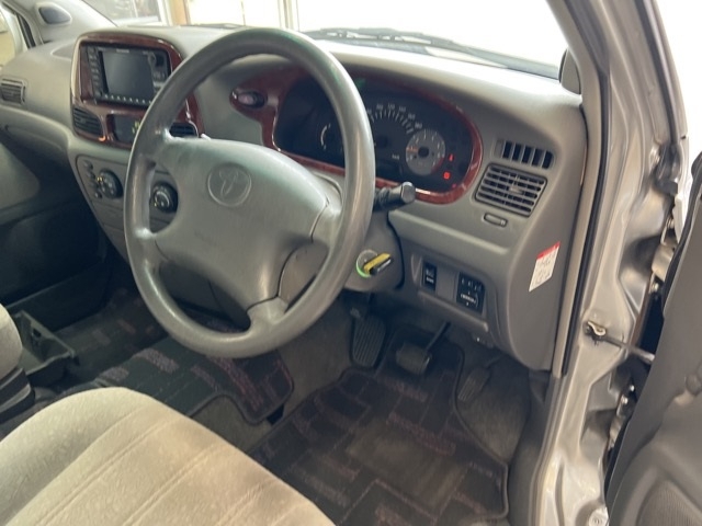 TOYOTA LITE ACE NOAH