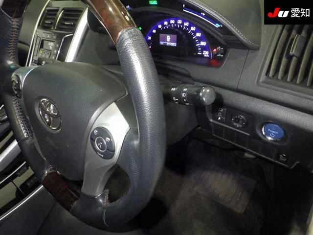 TOYOTA SAI