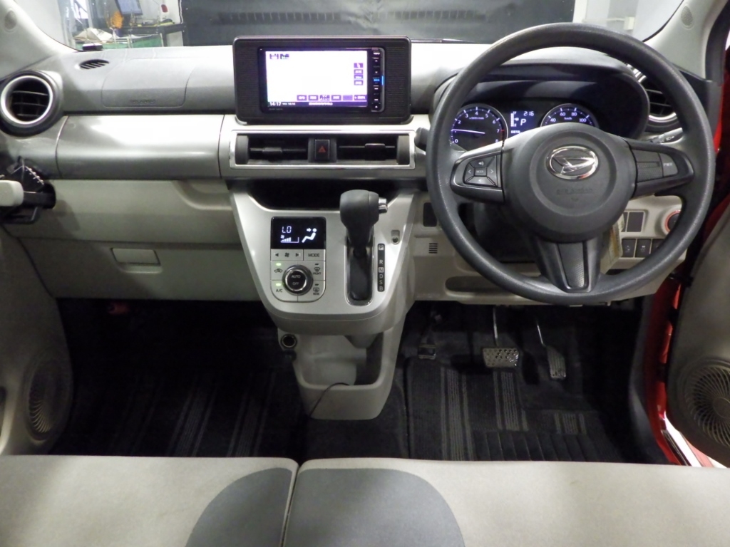 DAIHATSU CAST