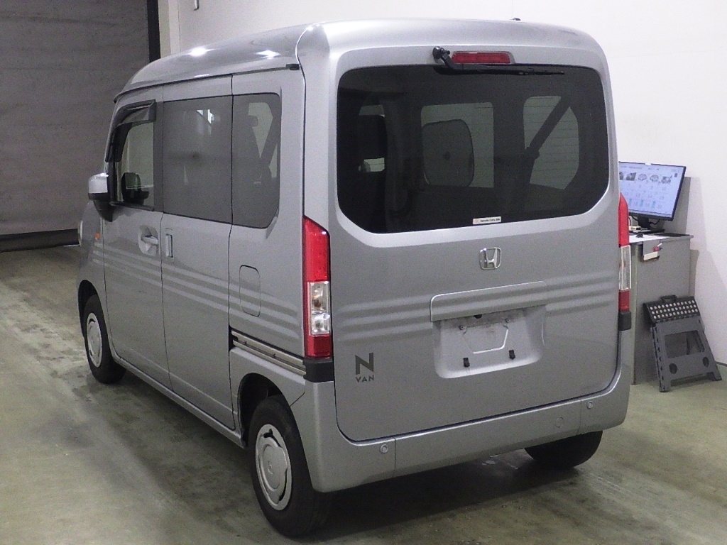 HONDA N-VAN
