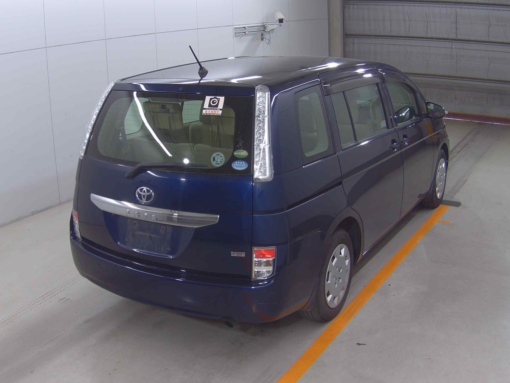 TOYOTA ISIS
