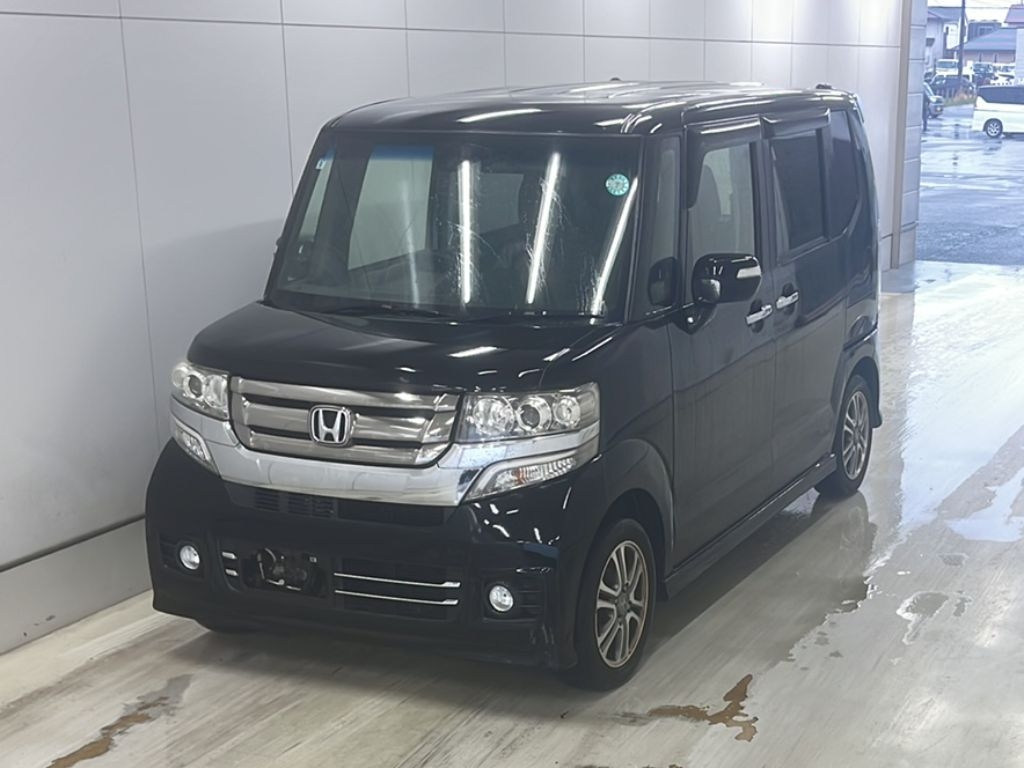 HONDA N-BOX