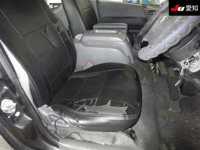 TOYOTA REGIUS ACE