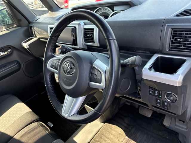 TOYOTA PIXIS MEGA