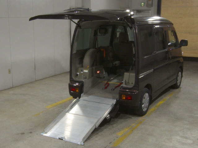 DAIHATSU ATRAI