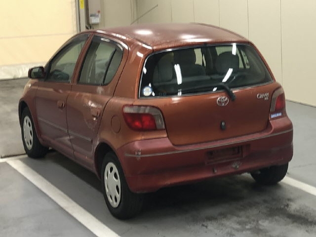 TOYOTA VITZ