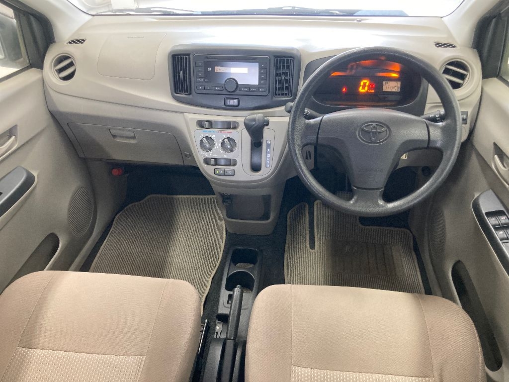TOYOTA PIXIS EPOCH