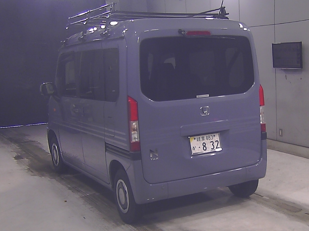 HONDA N-VAN