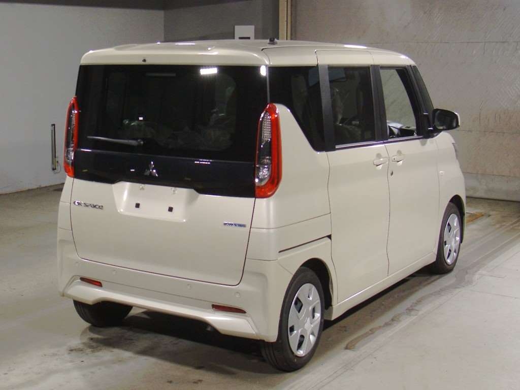 MITSUBISHI EK SPACE