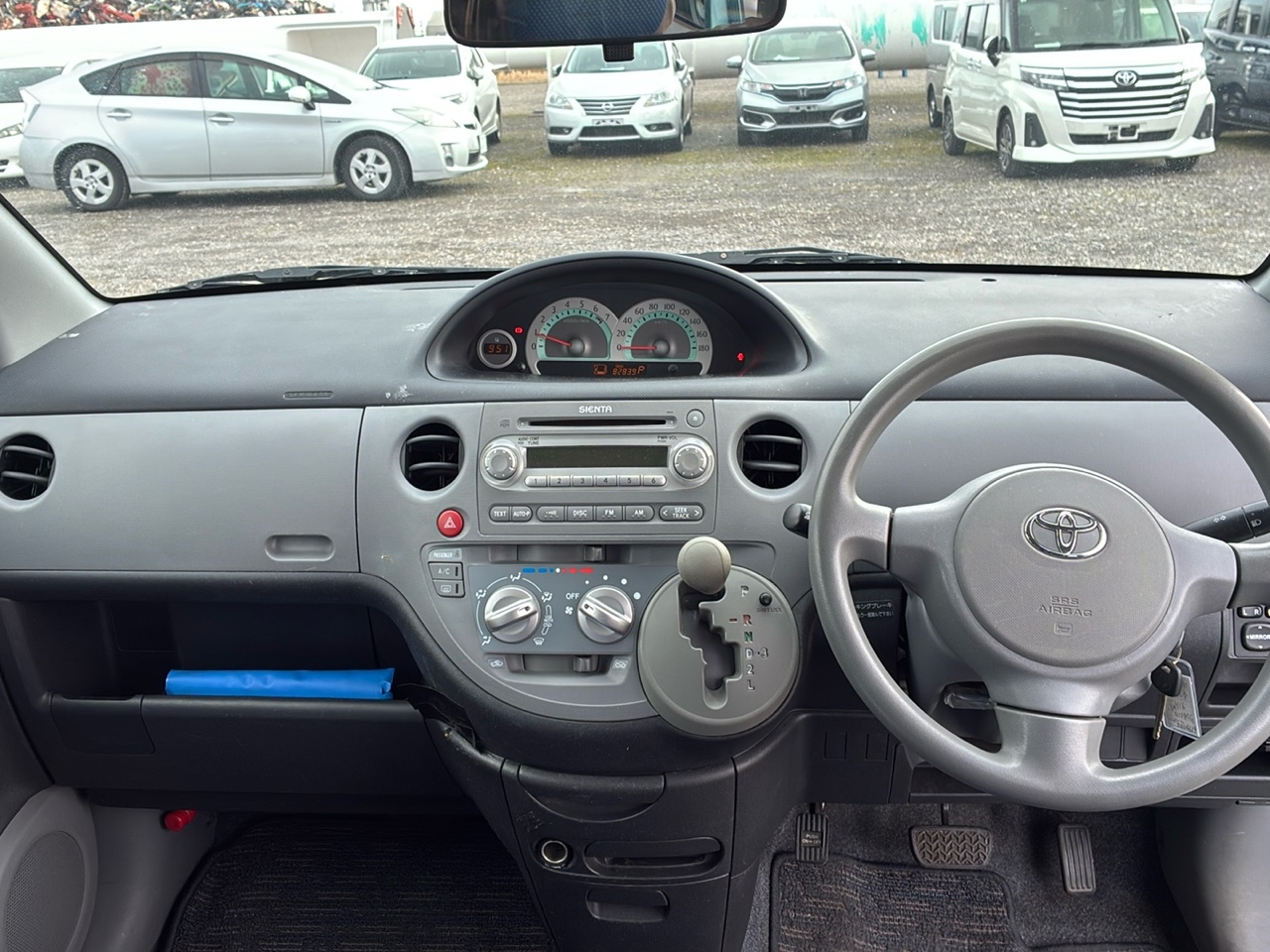 TOYOTA SIENTA