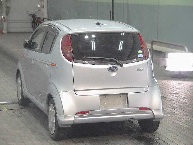 SUBARU R2