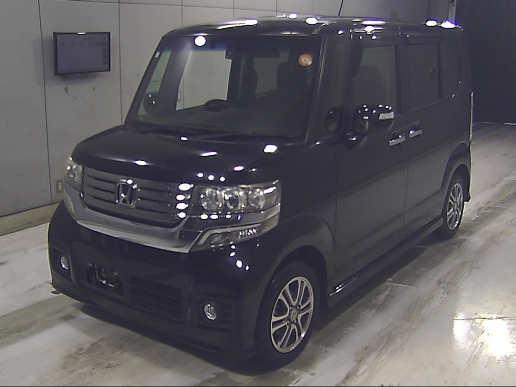 HONDA N-BOX+
