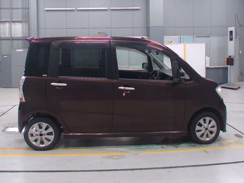 DAIHATSU TANTO EXE