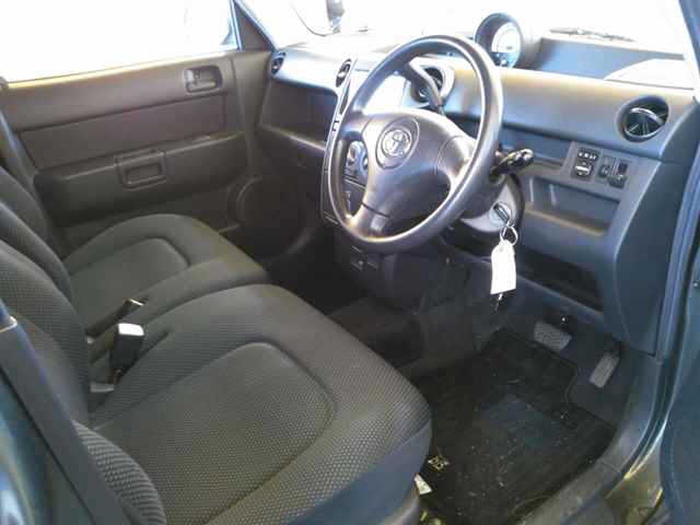 TOYOTA BB