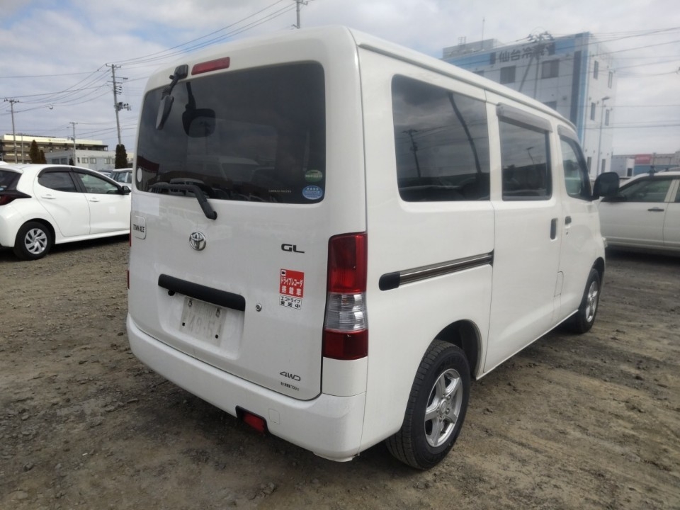 TOYOTA TOWN ACE