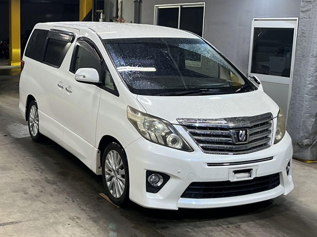 TOYOTA ALPHARD