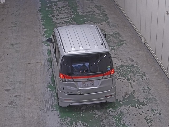 MITSUBISHI DELICA D:2
